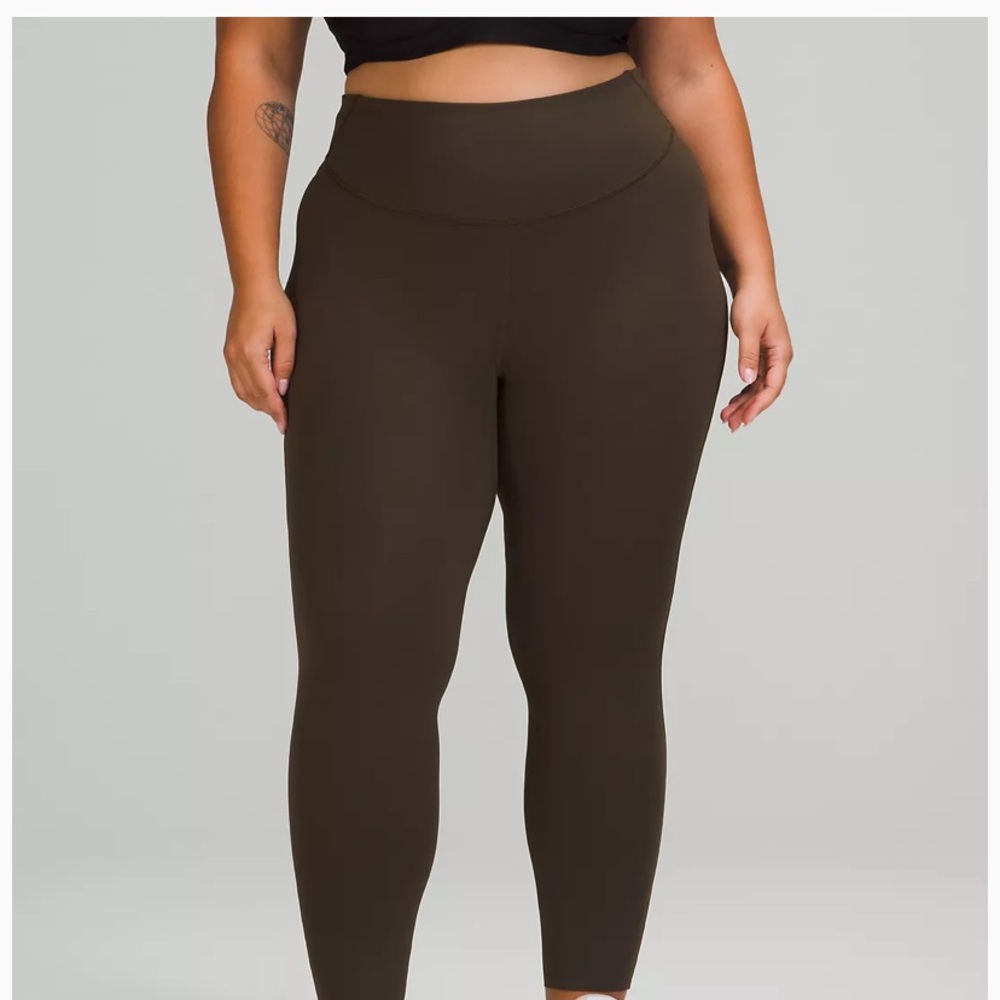 Lululemon base pace leggings size 6, 25”